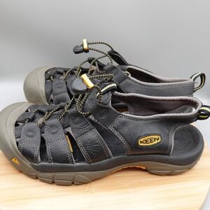 Keen Newport H2 Men's 11.5 Sandals Shoes Black Outdoor Hiking Waterproof Flaws